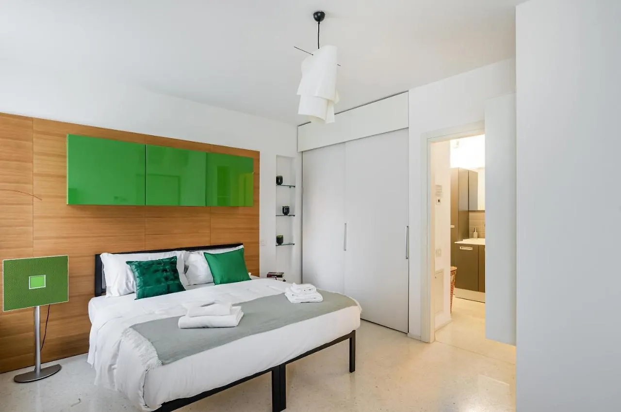 Hospital Giustinianeo & University - Cozy Studio! Padova Italy