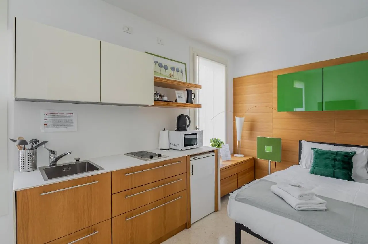 Hospital Giustinianeo & University - Cozy Studio! Padova