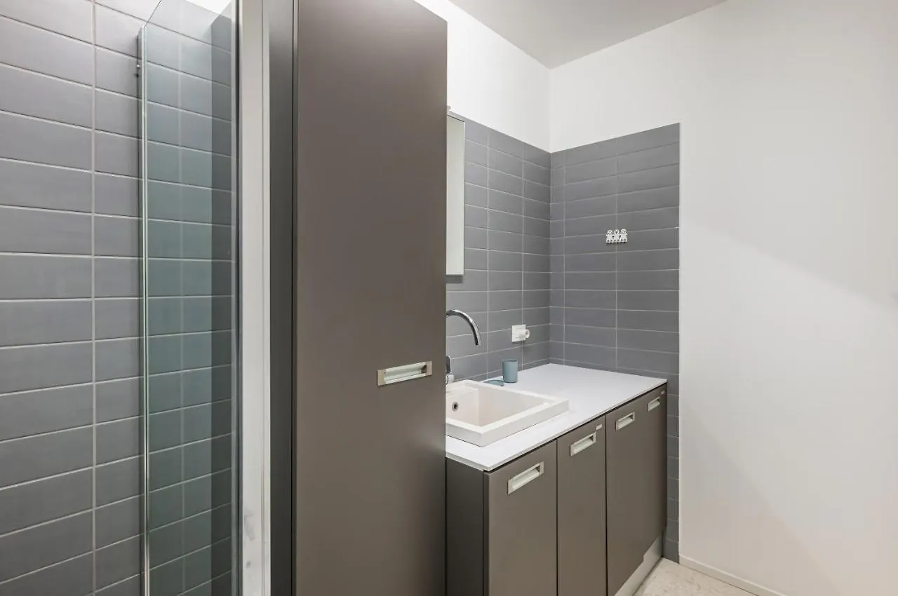 Hospital Giustinianeo & University - Cozy Studio! Padova 0*,  Italy
